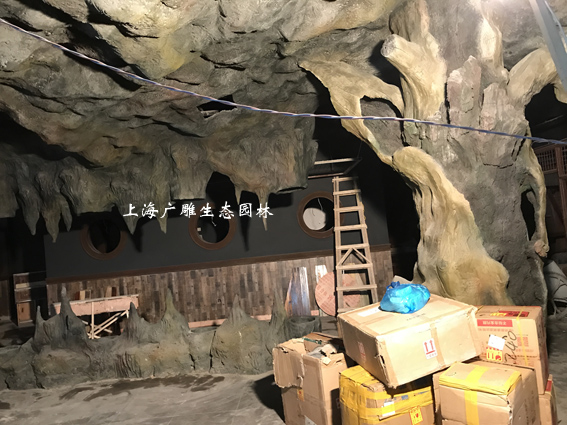 冬季假山施工1.jpg